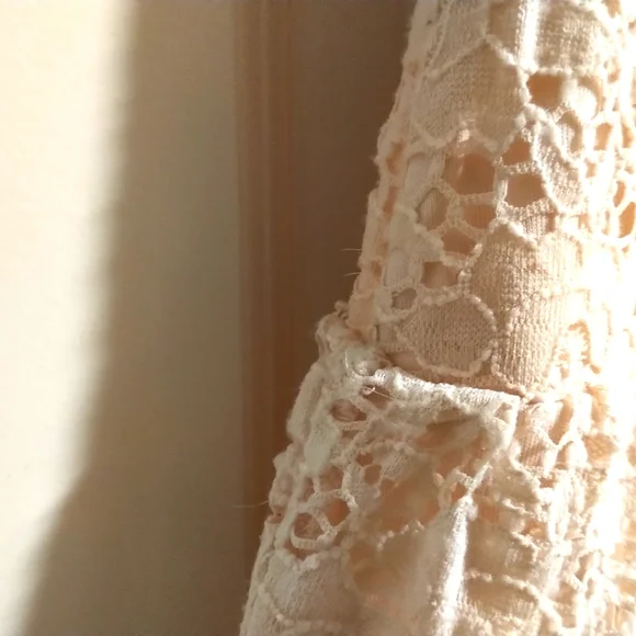 ✨SALE: 2 for 50% off!✨ Suzy Shier lace blush pink strapless dress - XS - Picture 4 of 6